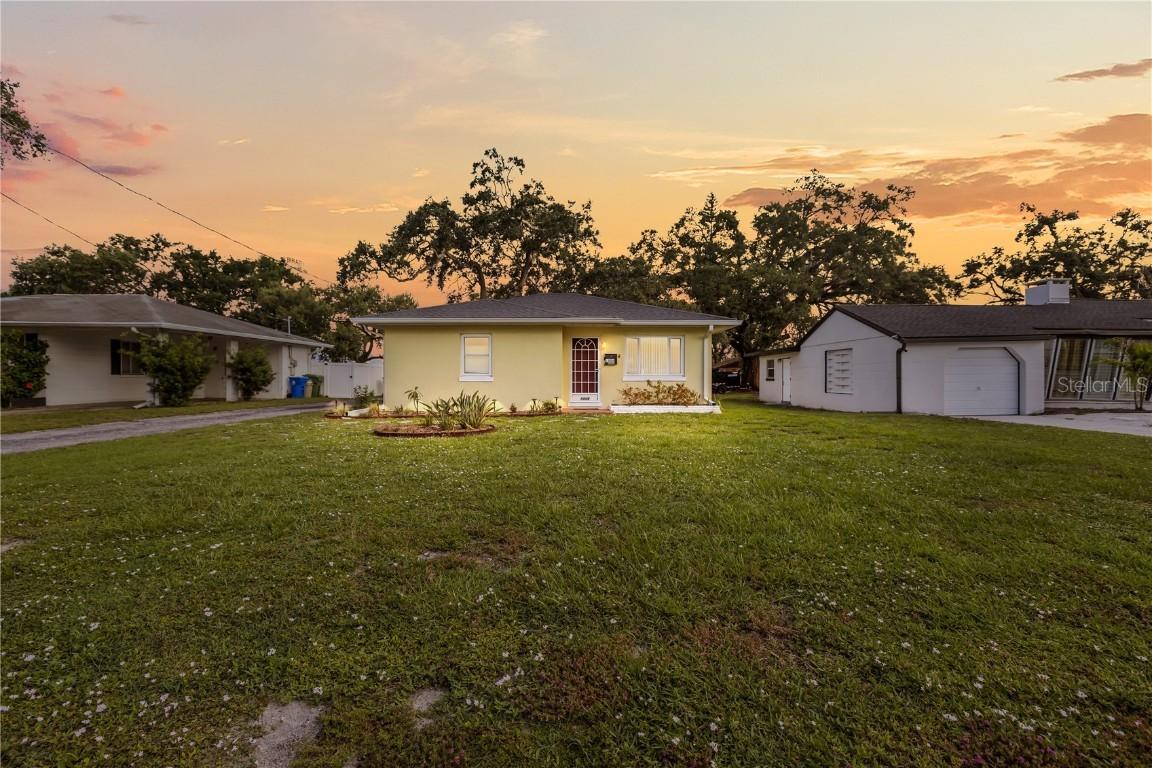 1806 19th Ave., Bradenton, FL 34205