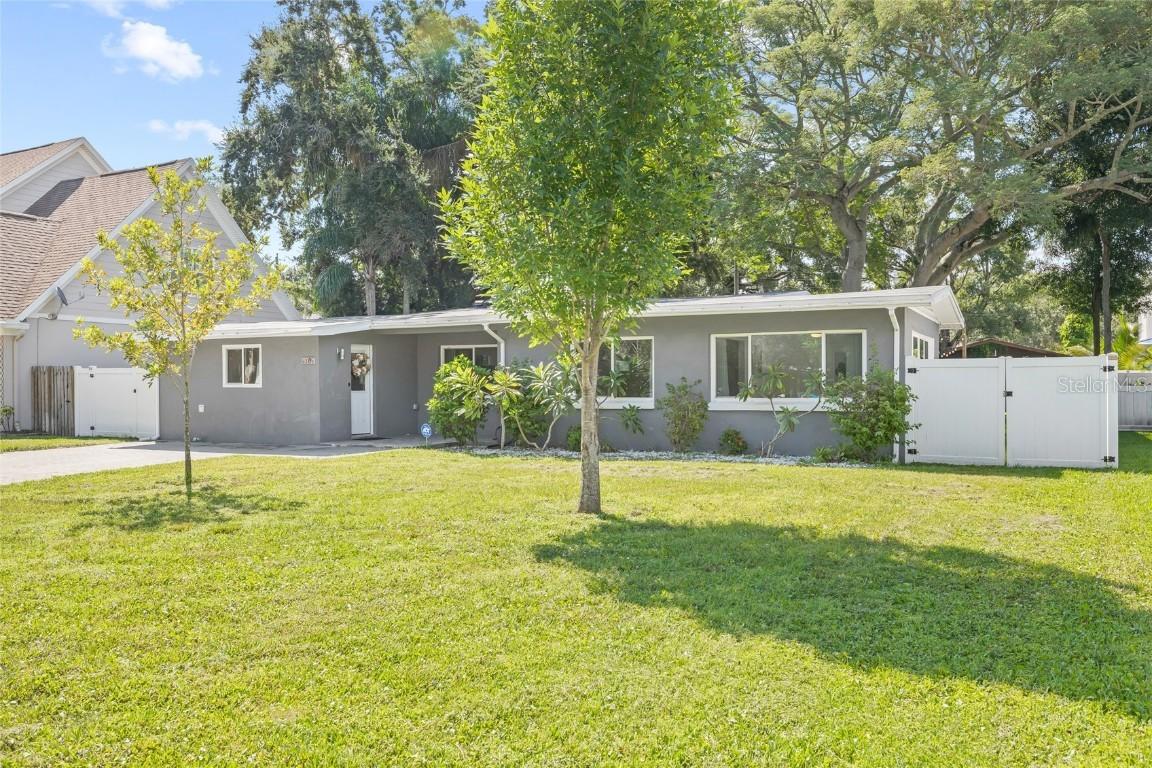 4106 W Mckay Ave., Tampa, FL 33609