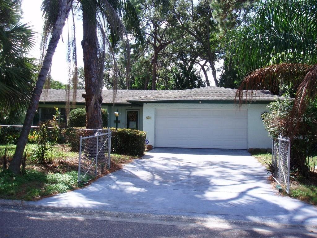 120 SW Monroe Cir., St Petersburg, FL 33703
