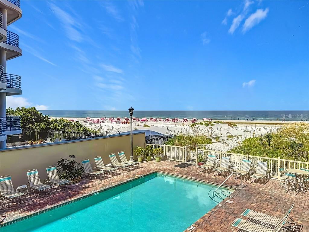 4000 Gulf Blvd. #204, St Petersburg, FL 33706