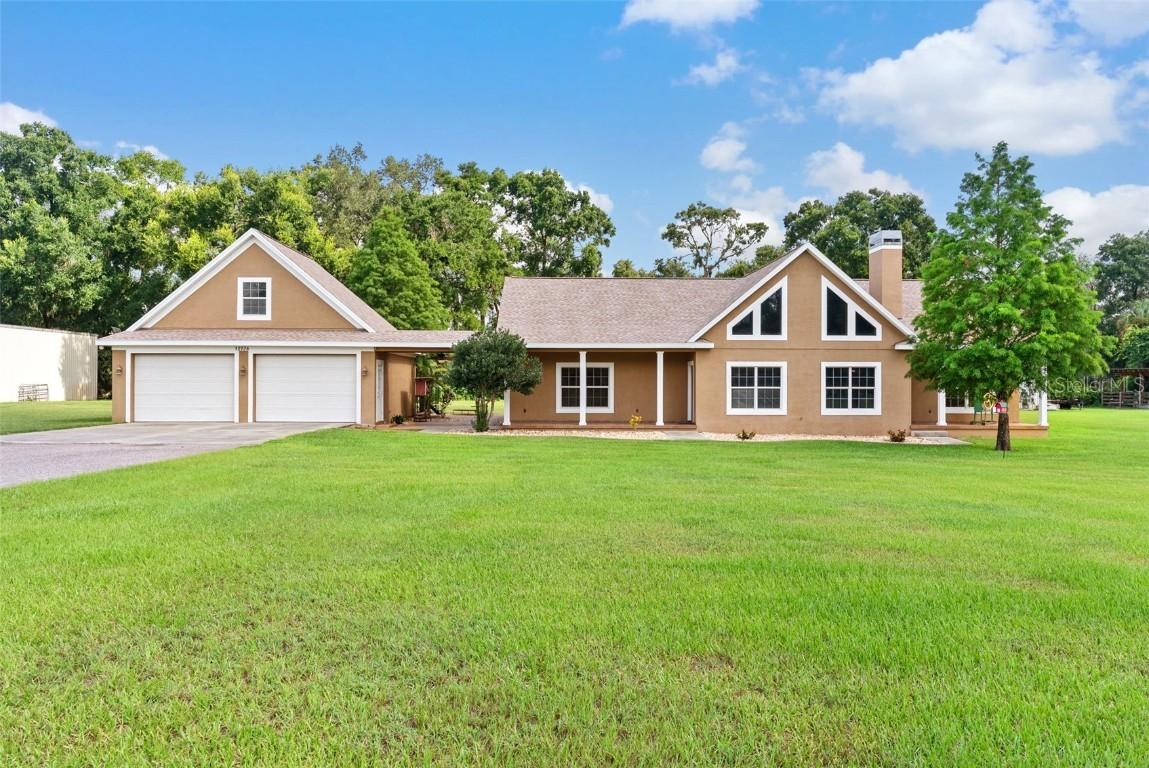 12136 Mcintosh Rd., Thonotosassa, FL 33592