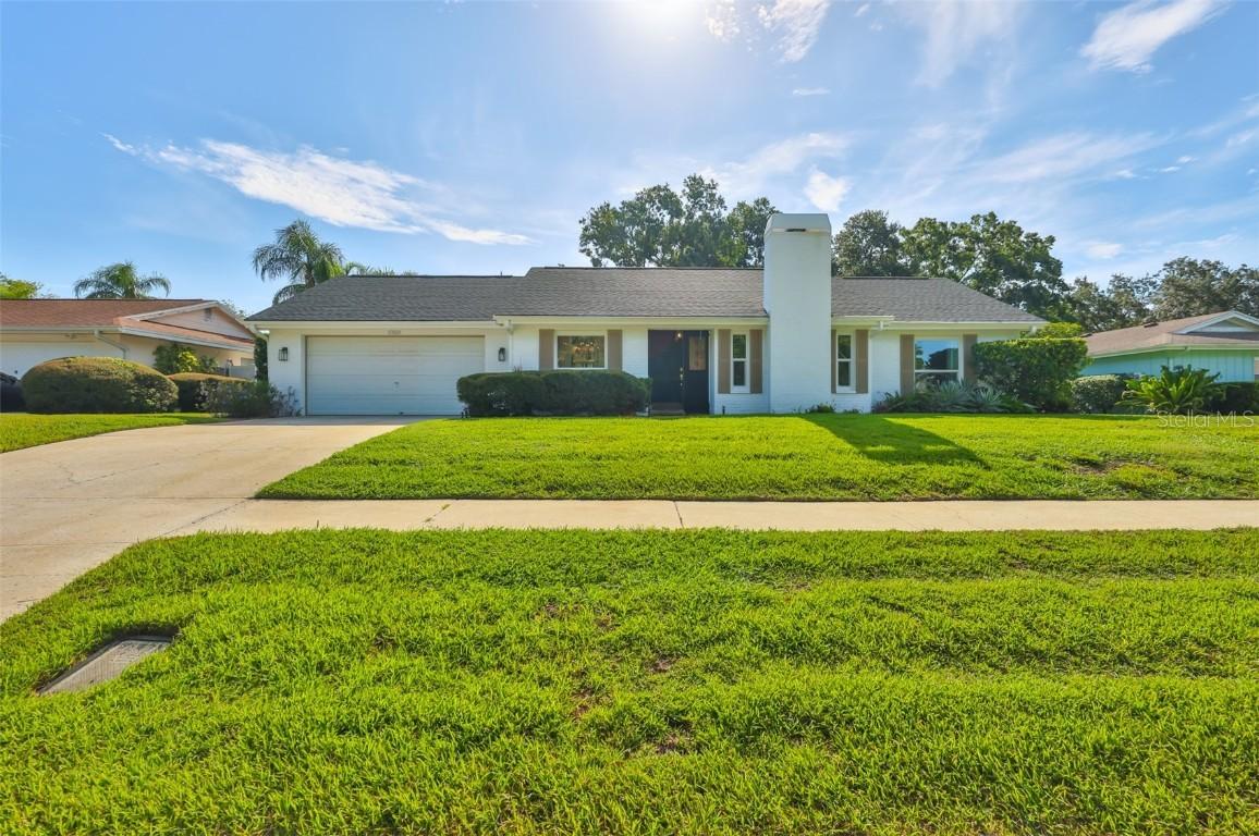 13562 Lake Magdalene Dr., Tampa, FL 33613