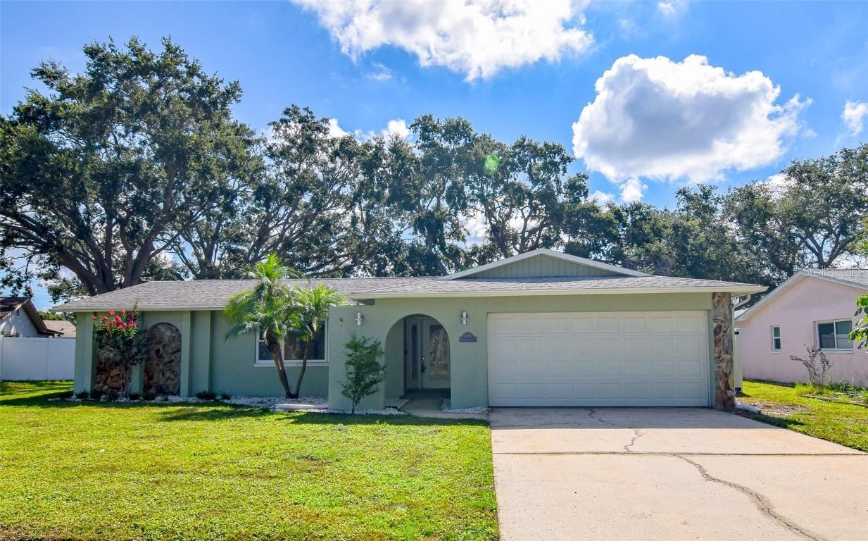 8483 Monarch Cir., Seminole, FL 33772