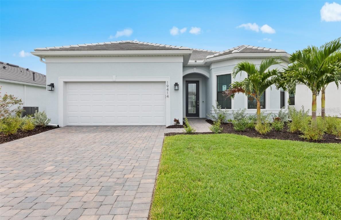 19414 Indian Rock Pl., Lakewood Ranch, FL 34211