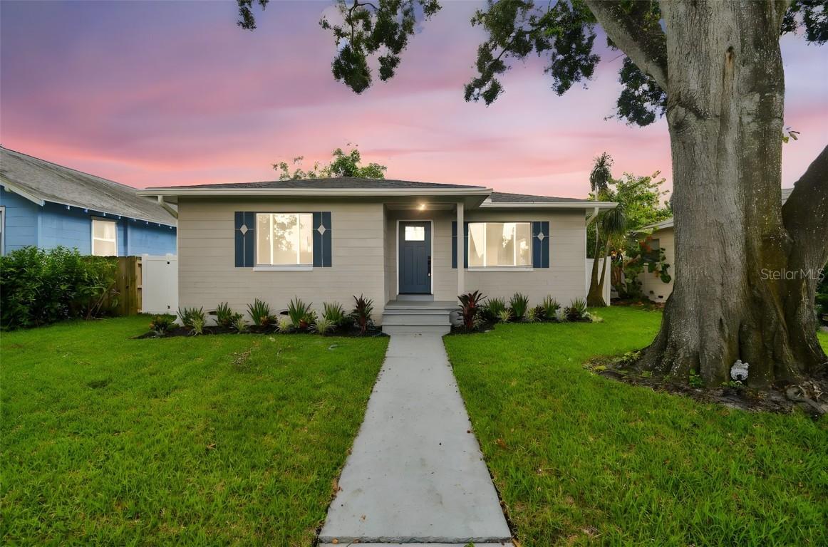 2718 8th Ave., St Petersburg, FL 33713