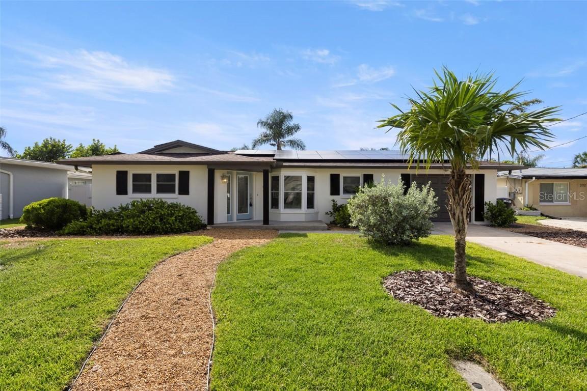 2164 Cedar Dr., Dunedin, FL 34698