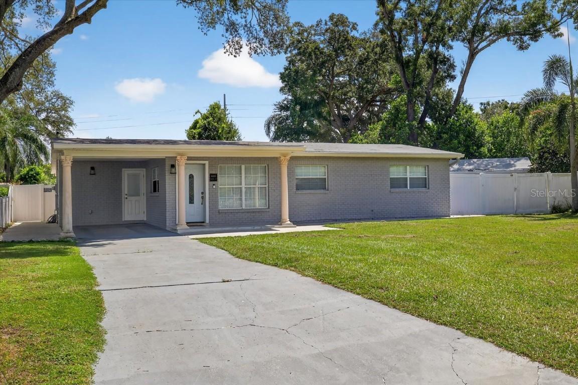 6405 N Paddock Ave., Tampa, FL 33614