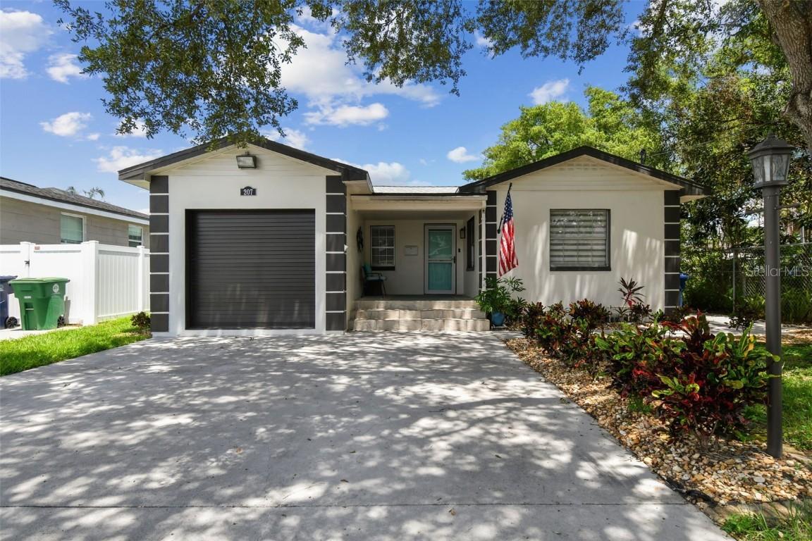 207 W Giddens Ave., Tampa, FL 33603