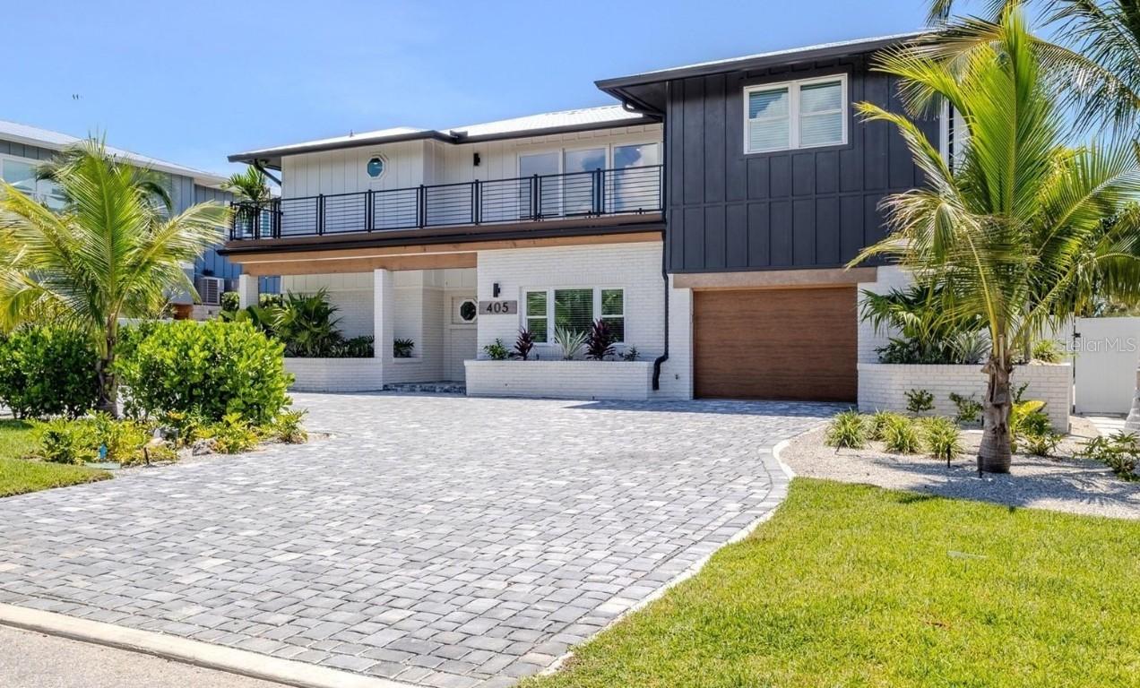 405 28th St., Holmes Beach, FL 34217