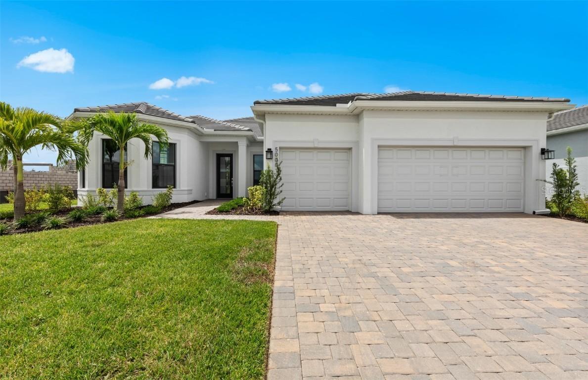 5008 Stoney Point Glen, Lakewood Ranch, FL 34211