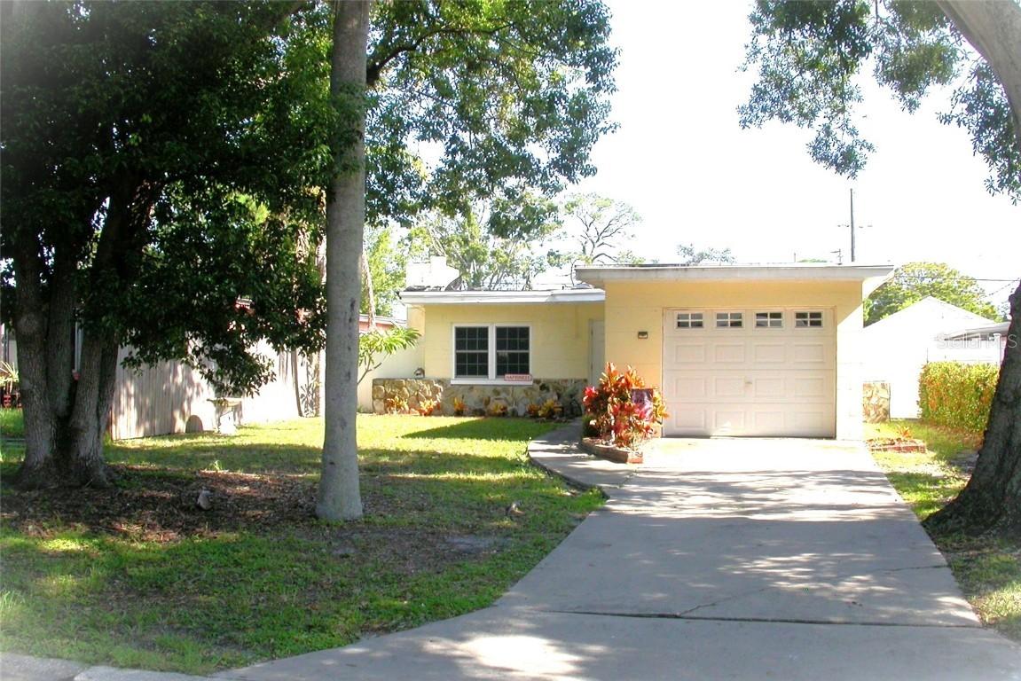 7439 37th Ave., St Petersburg, FL 33710