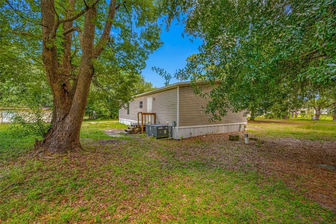 17650 Driftwood Ln., Lutz, FL 33558
