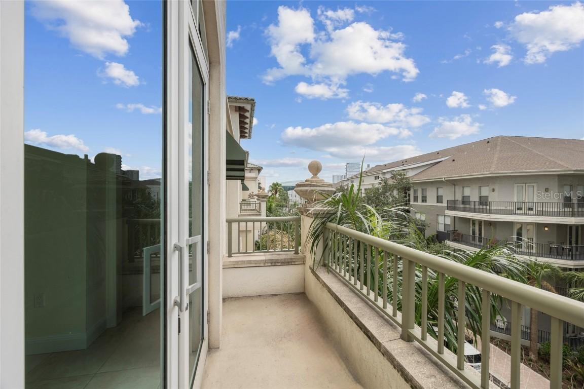 450 Knights Run Ave. #407, Tampa, FL 33602