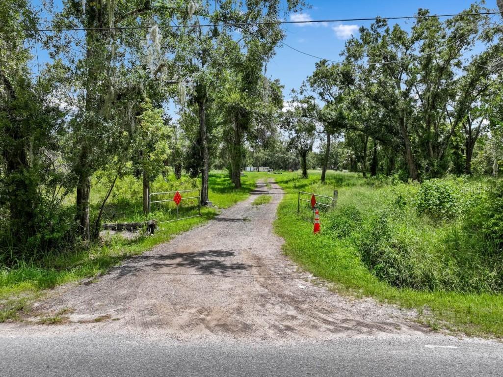 5523 Janes Dr., Wimauma, FL 33598