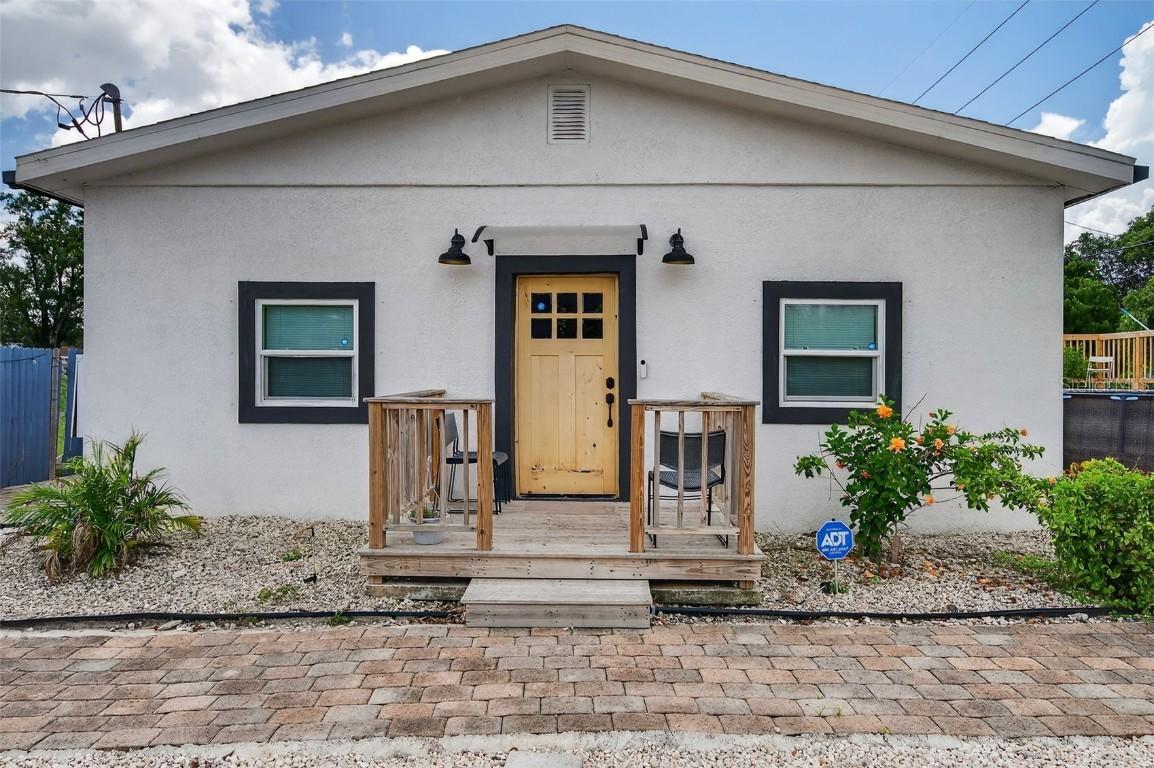 1726 W Humphrey St., Tampa, FL 33604