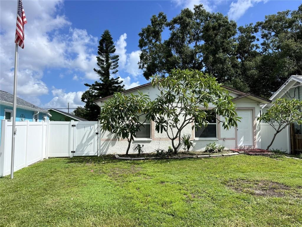 5145 Preston Ave., Gulfport, FL 33707