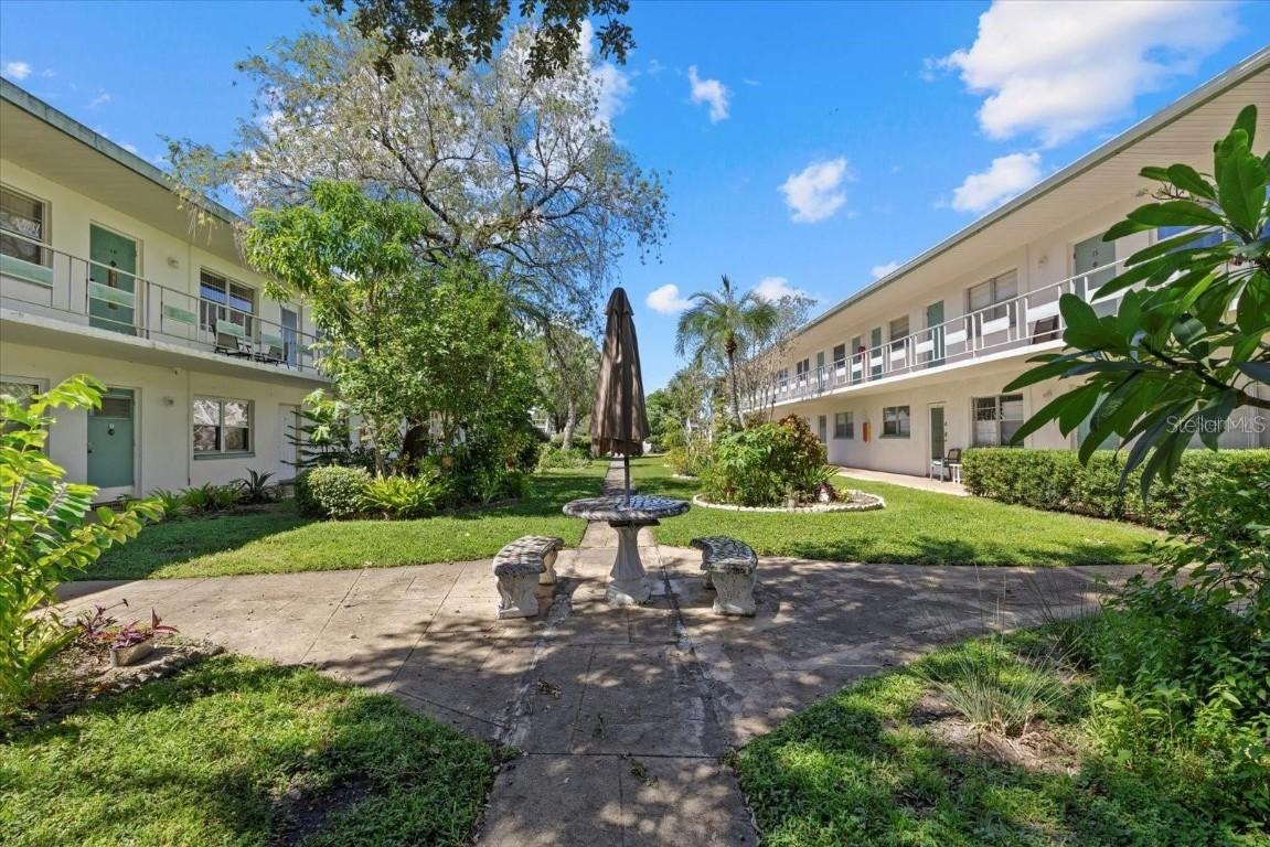 5815 18th St. #4, St Petersburg, FL 33714