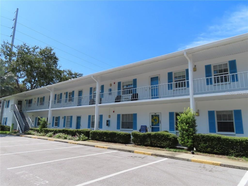 300 Clyde Ln. #207, Dunedin, FL 34698