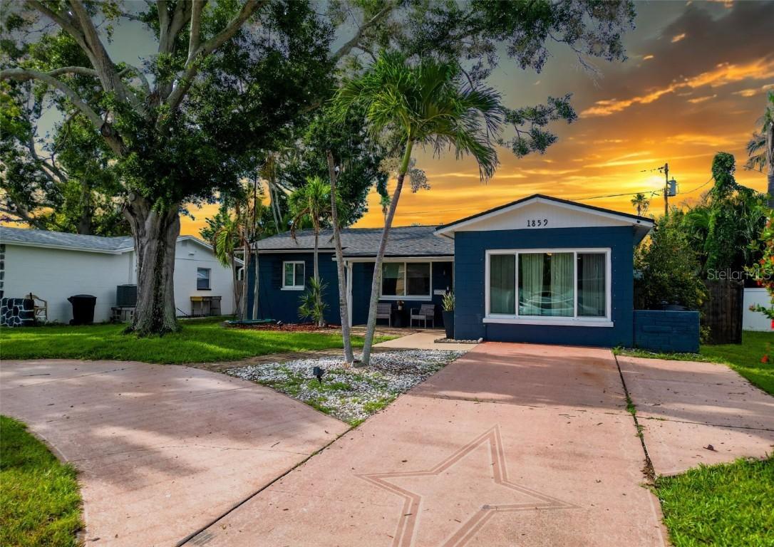 1859 Oklahoma Ave., St Petersburg, FL 33703