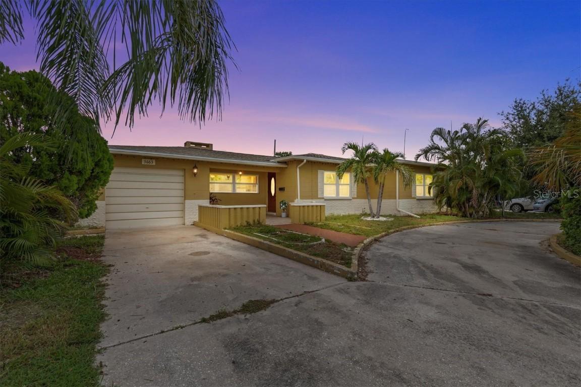 3663 22nd Ave., St Petersburg, FL 33713