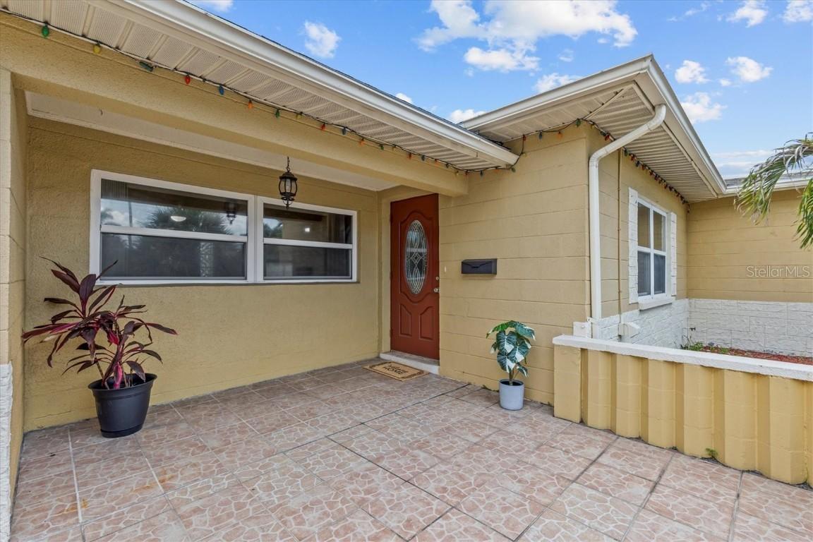 3663 22nd Ave., St Petersburg, FL 33713