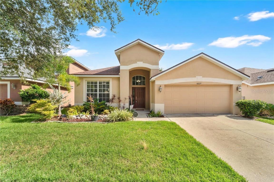10229 Avelar Ridge Dr., Riverview, FL 33578