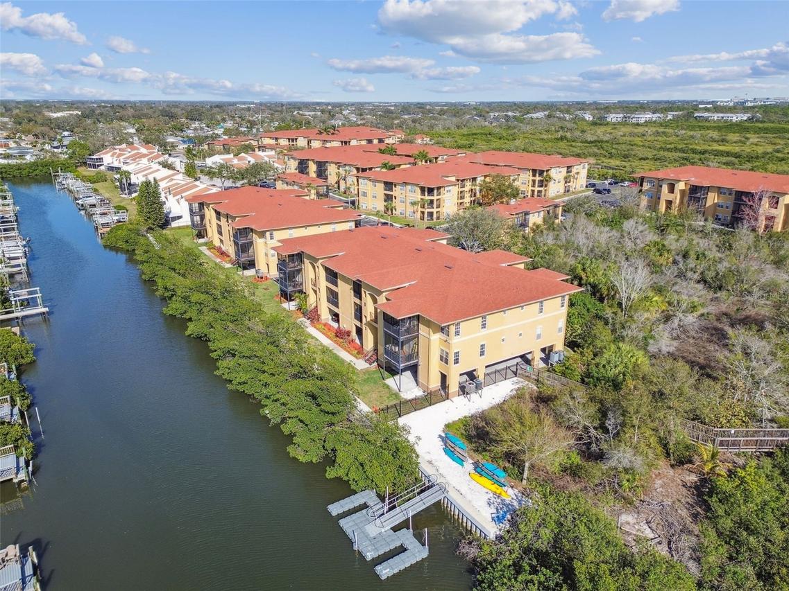 4312 Bayside Village Dr. #302, Tampa, FL 33615