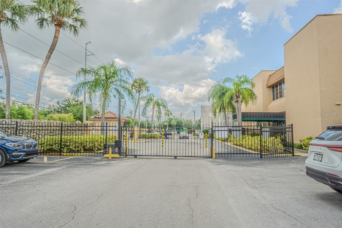 5820 N Church Ave. #339, Tampa, FL 33614