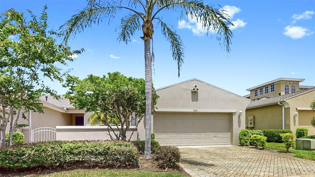 2433 Kensington Greens Dr., Sun City Center, FL 33573