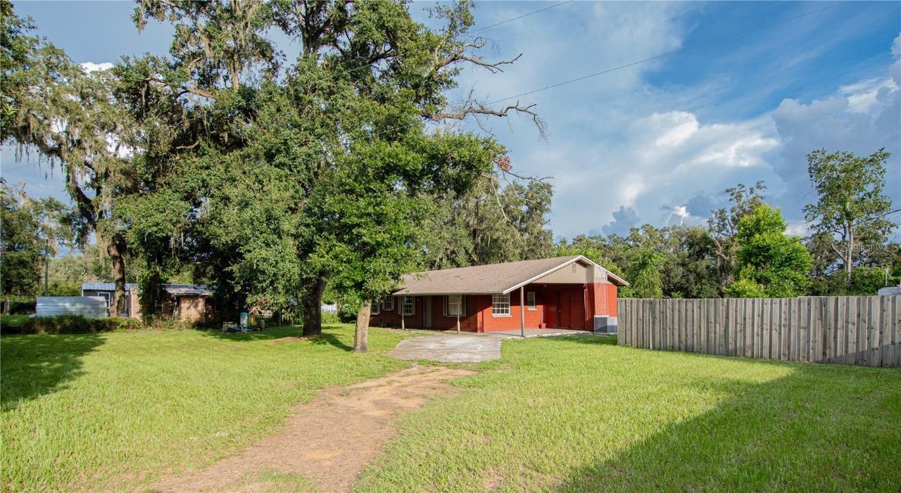 7040 Glory Rd., Zephyrhills, FL 33540