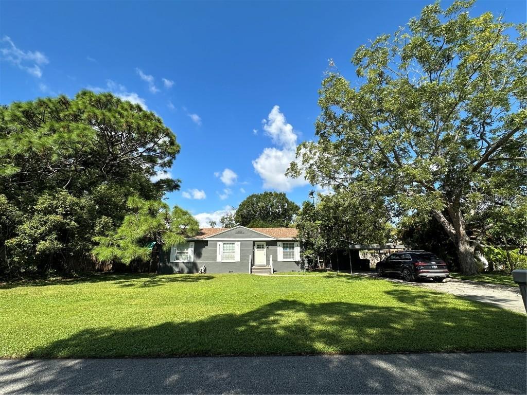 2306 W Eldred Dr., Tampa, FL 33603