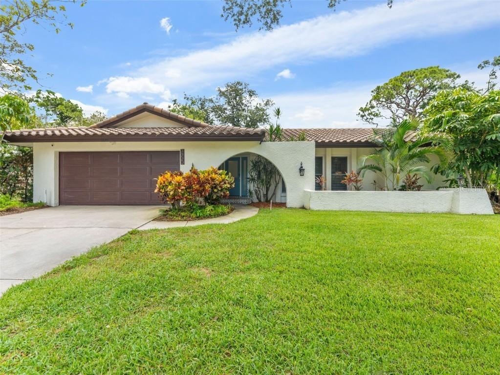 7220 Sunshine Dr., St Petersburg, FL 33705