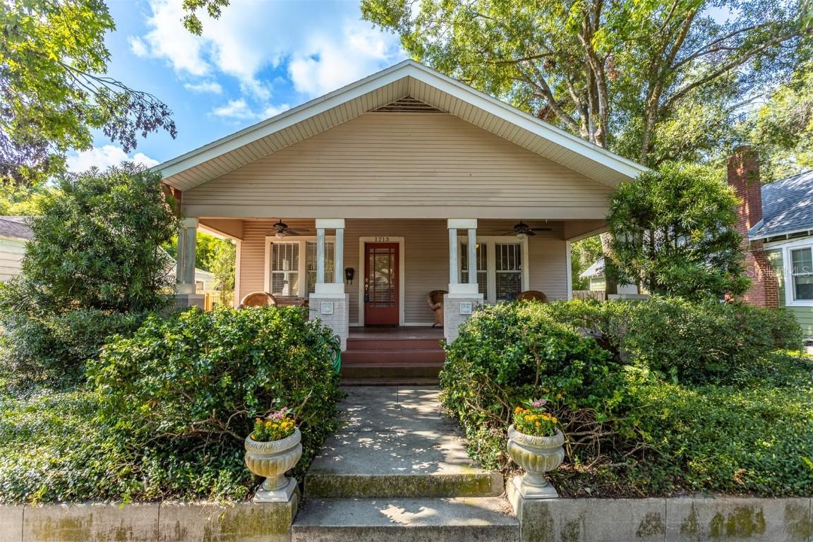 1213 E Comanche Ave., Tampa, FL 33604