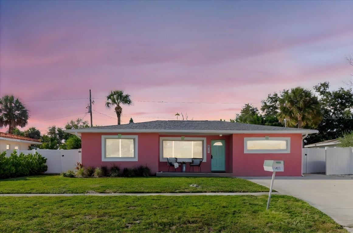 411 87th Ave., St Pete Beach, FL 33706