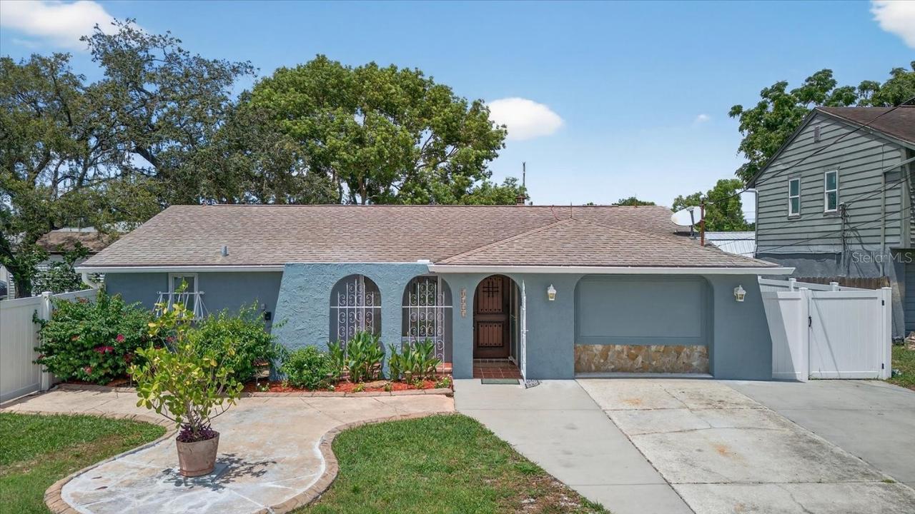 8611 Jolly Roger Dr., Hudson, FL 34667