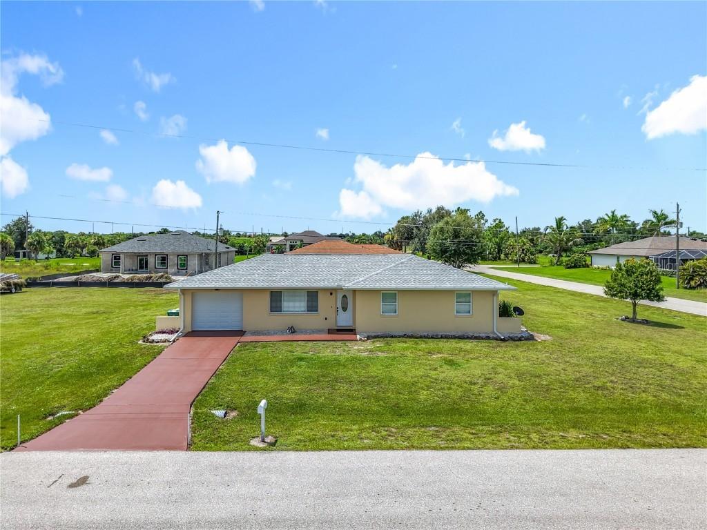 19359 Boulder Ave., Port Charlotte, FL 33954