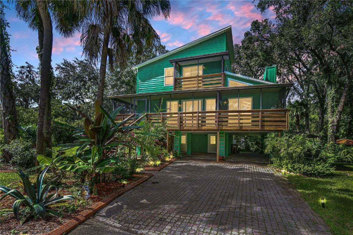 8614 Hibiscus Dr., Tampa, FL 33637