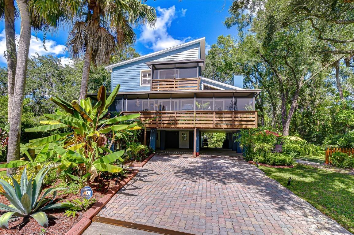 8614 Hibiscus Dr., Tampa, FL 33637