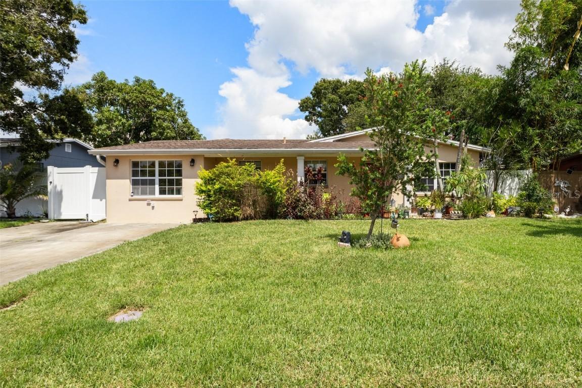8915 59th Way, Pinellas Park, FL 33782