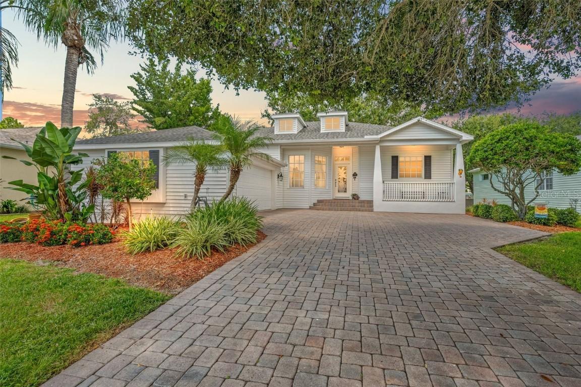 2820 Swan Cir., Dunedin, FL 34698