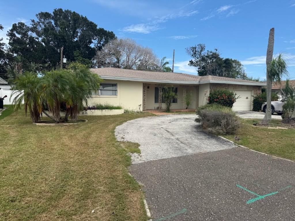 1336 Robin Rd., St Petersburg, FL 33707