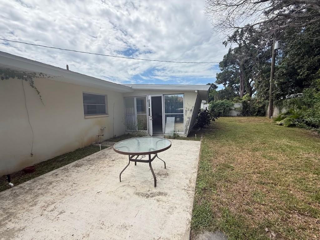 1336 Robin Rd., St Petersburg, FL 33707