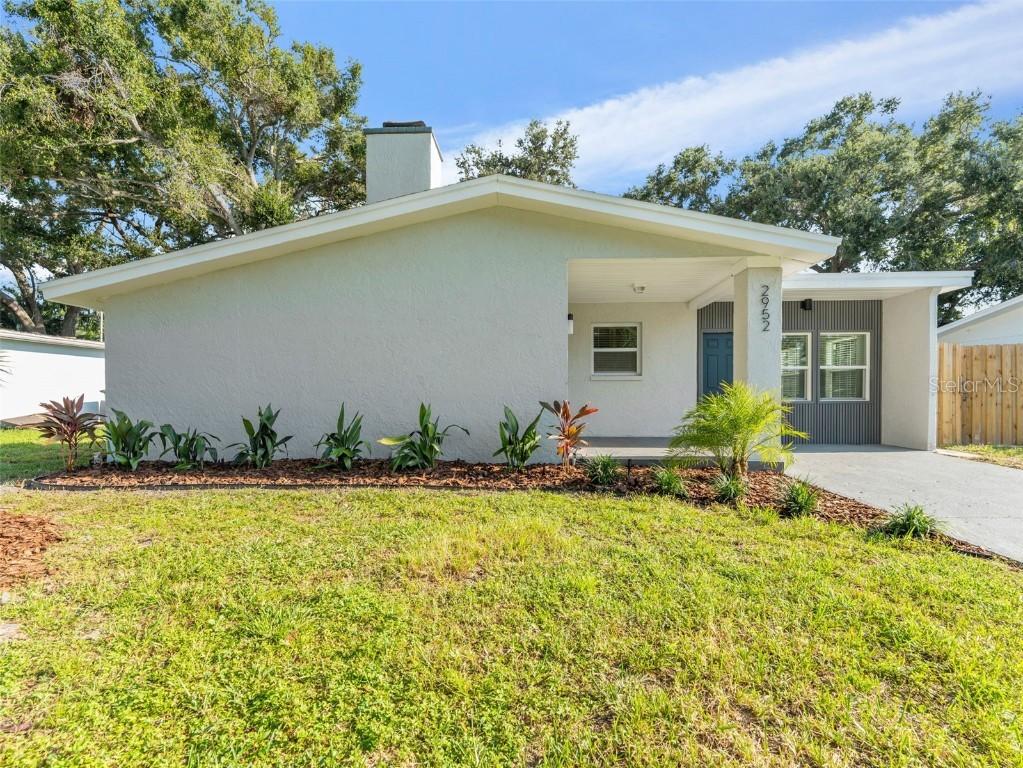 2952 Webley Dr., Largo, FL 33771