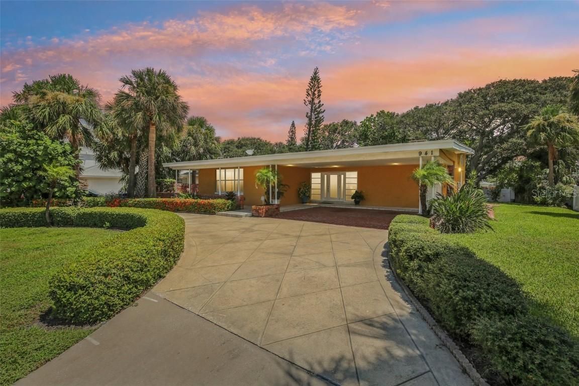 941 Gulf Blvd., Belleair Beach, FL 33786
