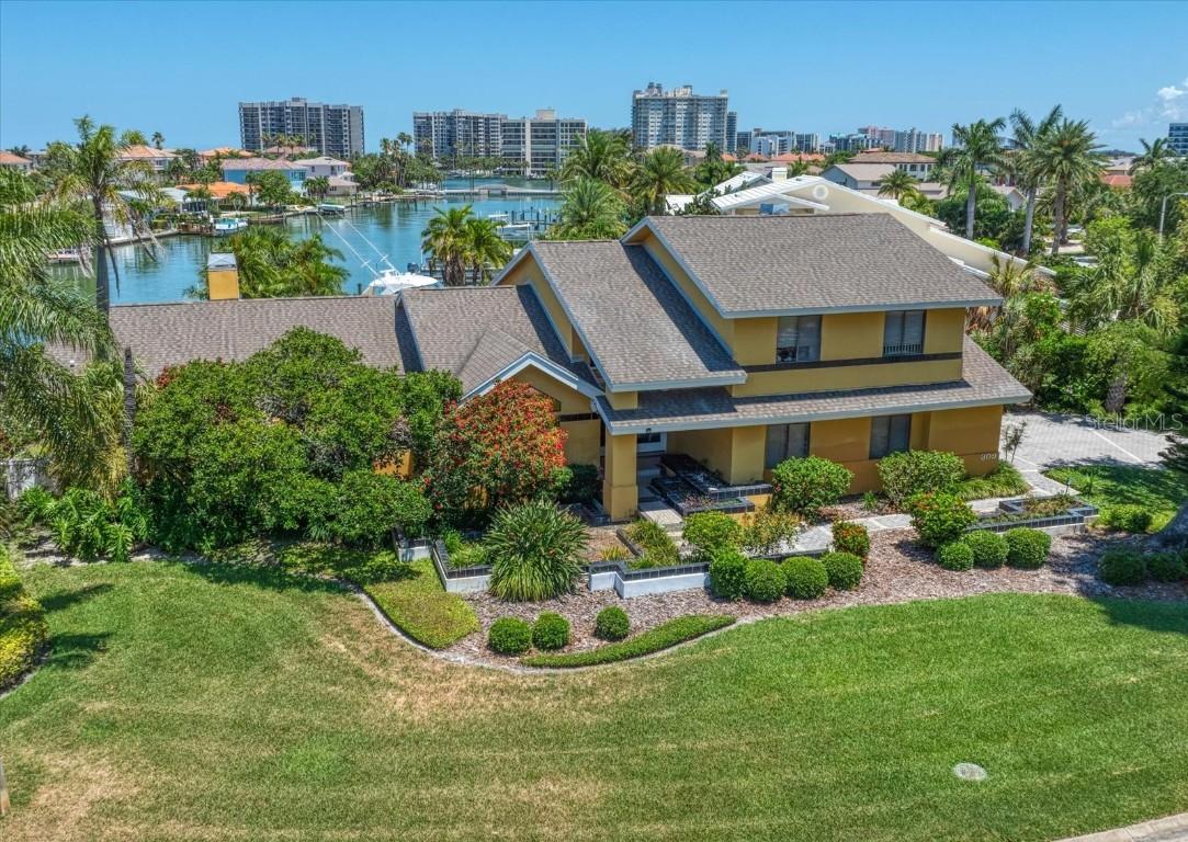 309 Belle Isle Ave., Belleair Beach, FL 33786