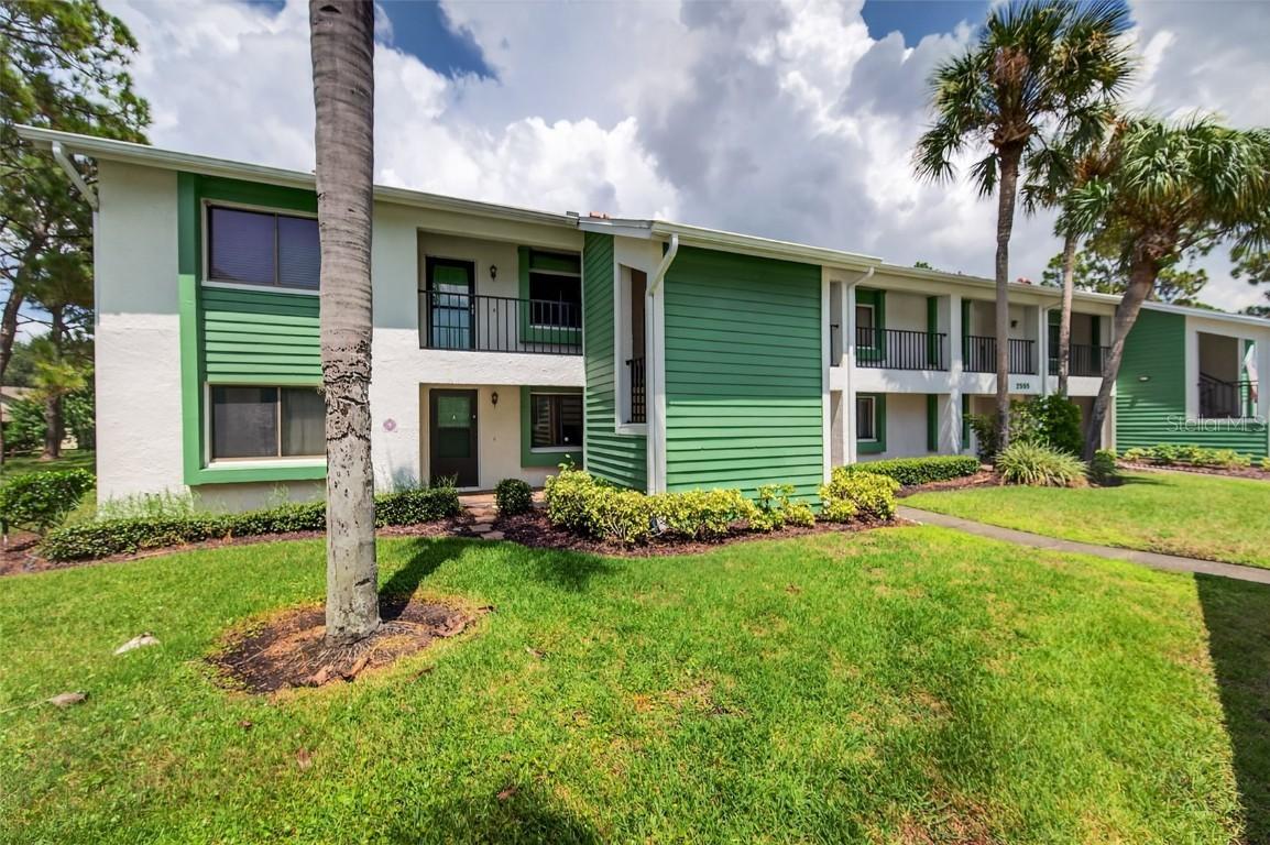 2555 Royal Pines Cir. #15A, Clearwater, FL 33763