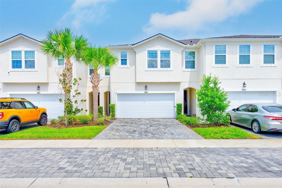 19425 Monarch Wind Way, Lutz, FL 33558