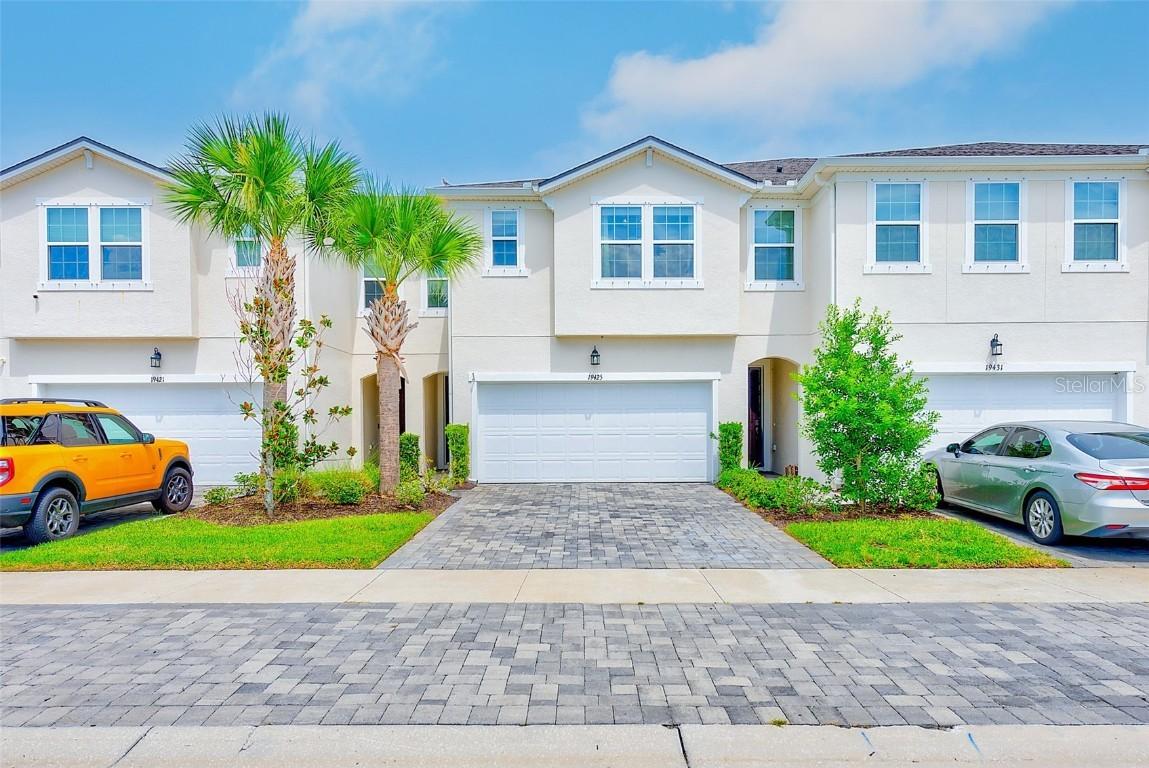 19425 Monarch Wind Way, Lutz, FL 33558