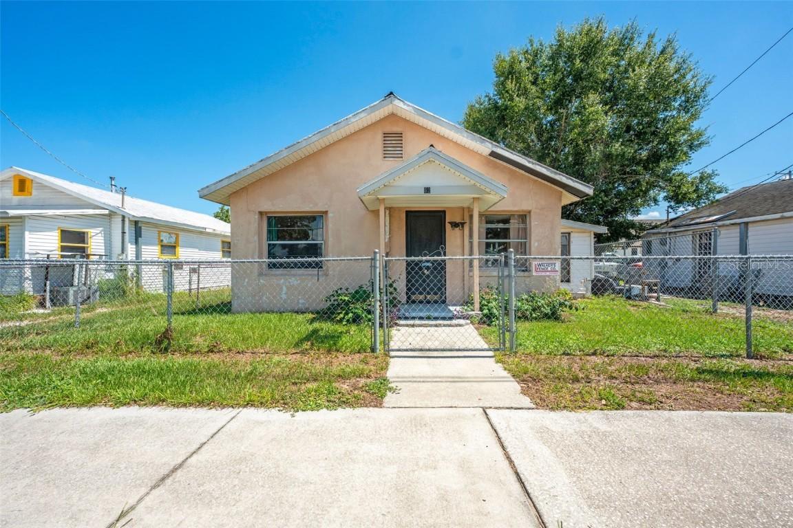 52 N 4th St., Eagle Lake, FL 33839