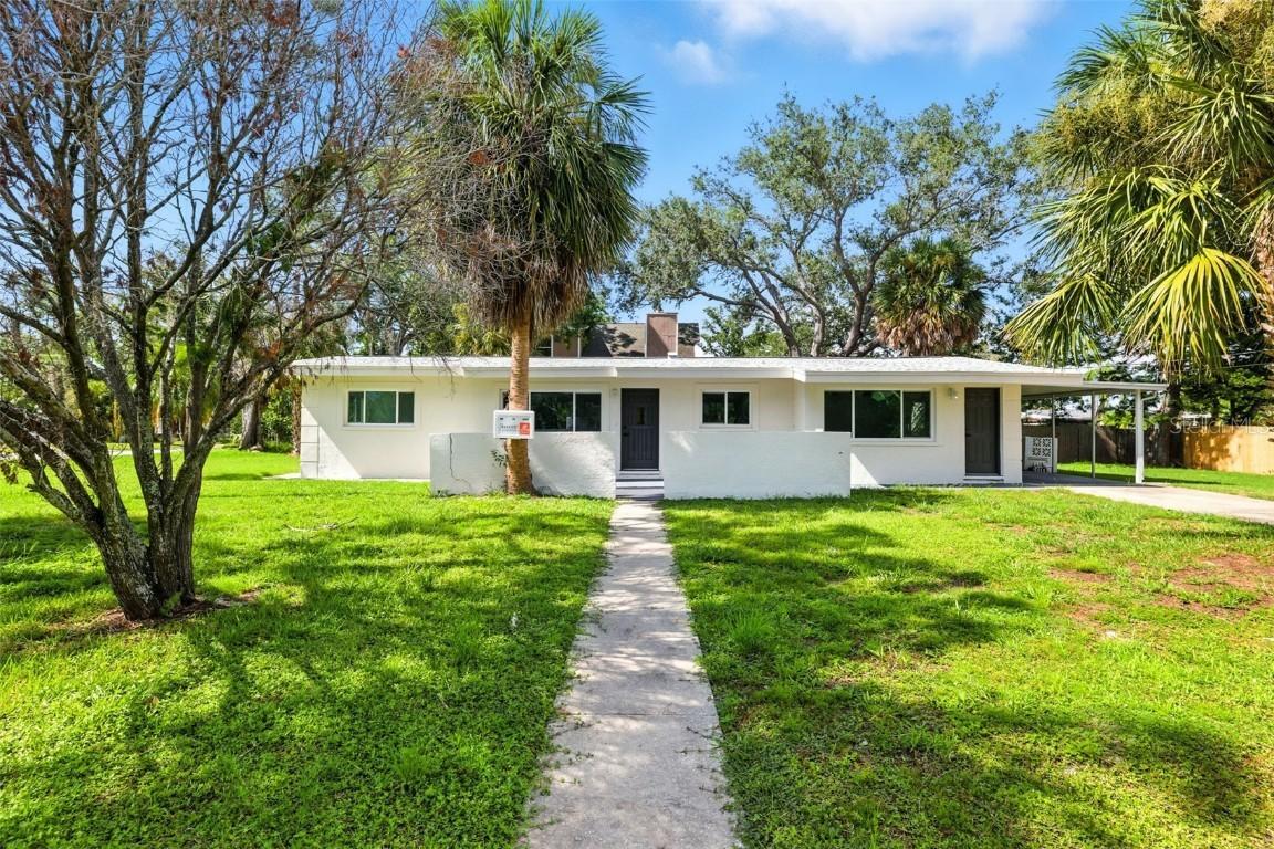 695 Sunset Dr Dr., Tarpon Springs, FL 34689
